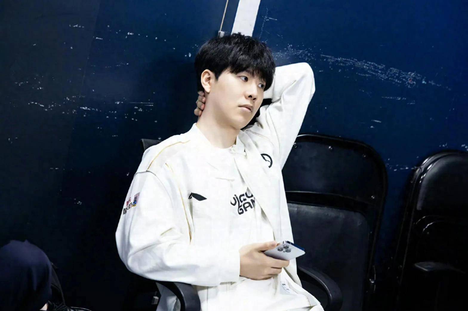 开云体育-TheShy爆冷击败RNG,惊险取胜引爆全场!的简单介绍